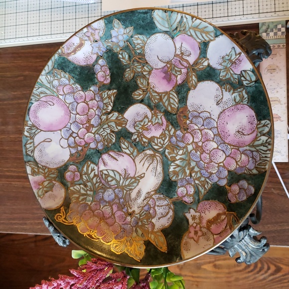 Vintage Other - Home Decor plate 10in